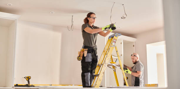 Best Outdoor Lighting Installation  in Fostoria, OH